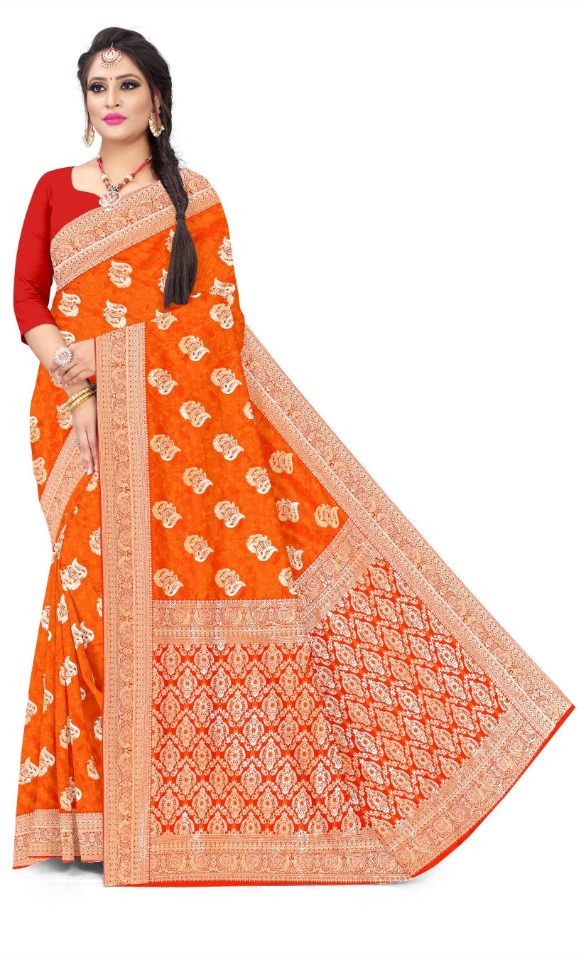 Soft Trendy Silk Jacquard Leaf infused Mor Print Sari for Festive Look