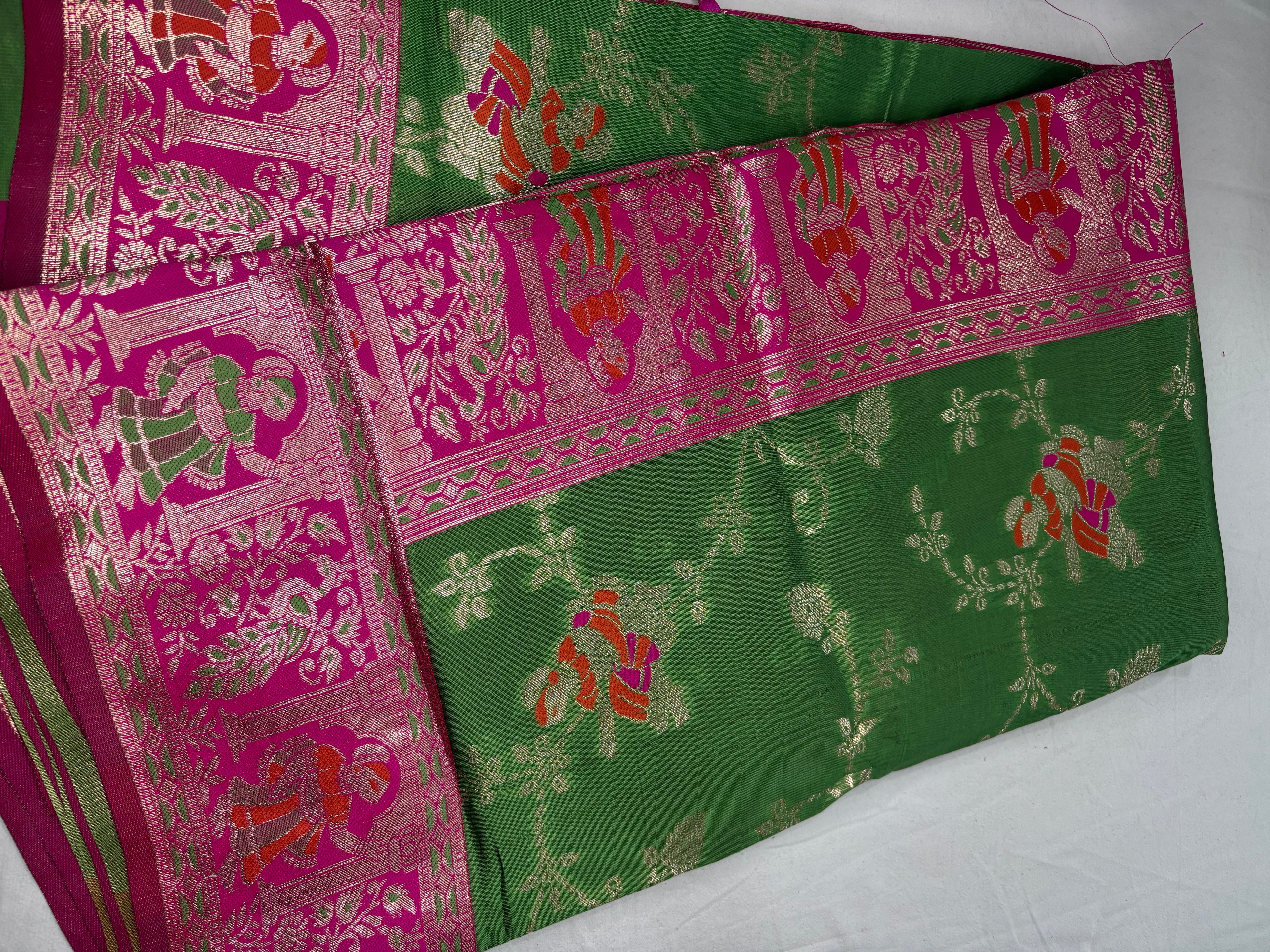 Jacquard Pashmina Floral Print Elegant Saree for Festive Wear