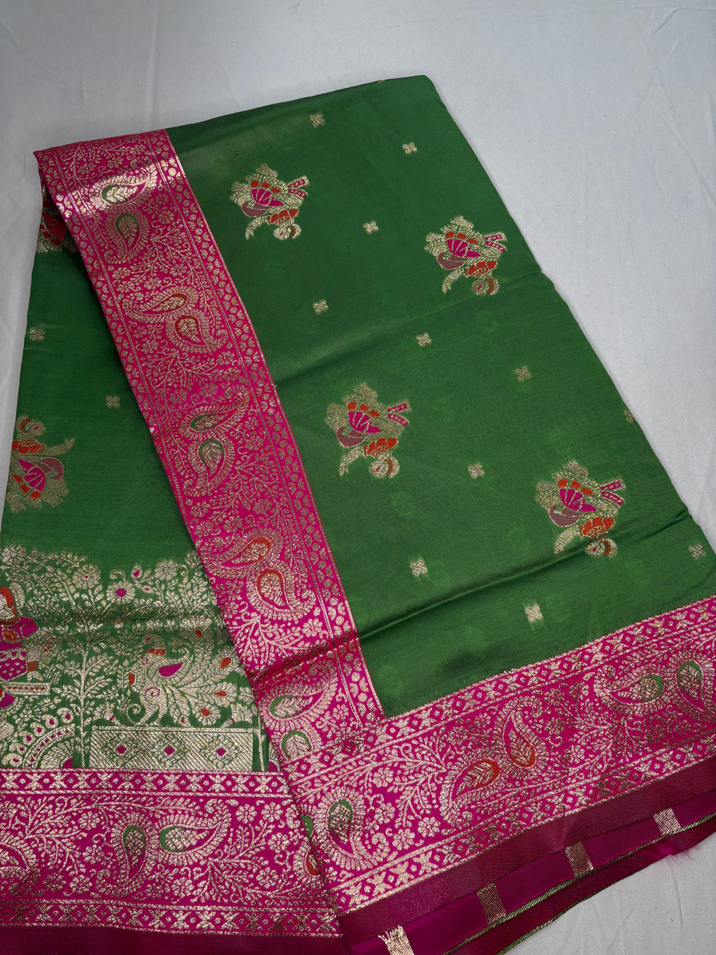 Jacquard Pashmina Peacock Girl Print Elegant Sari with Zari Work for Festive Wear