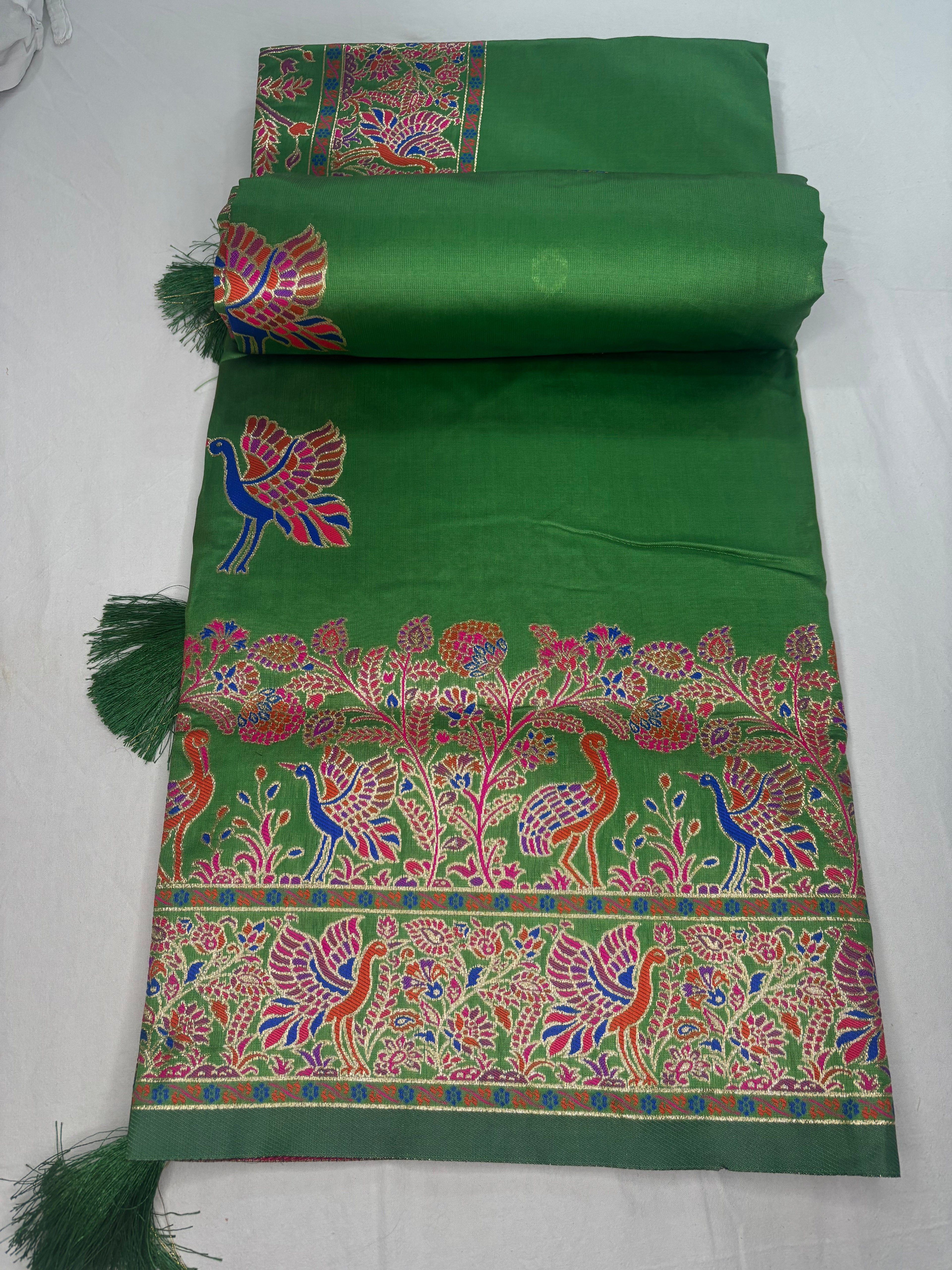 Jacquard Rani Pashmina Mor Print Elegant Saree