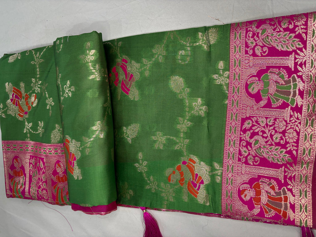 Jacquard Pashmina Floral Print Elegant Saree for Festive Wear