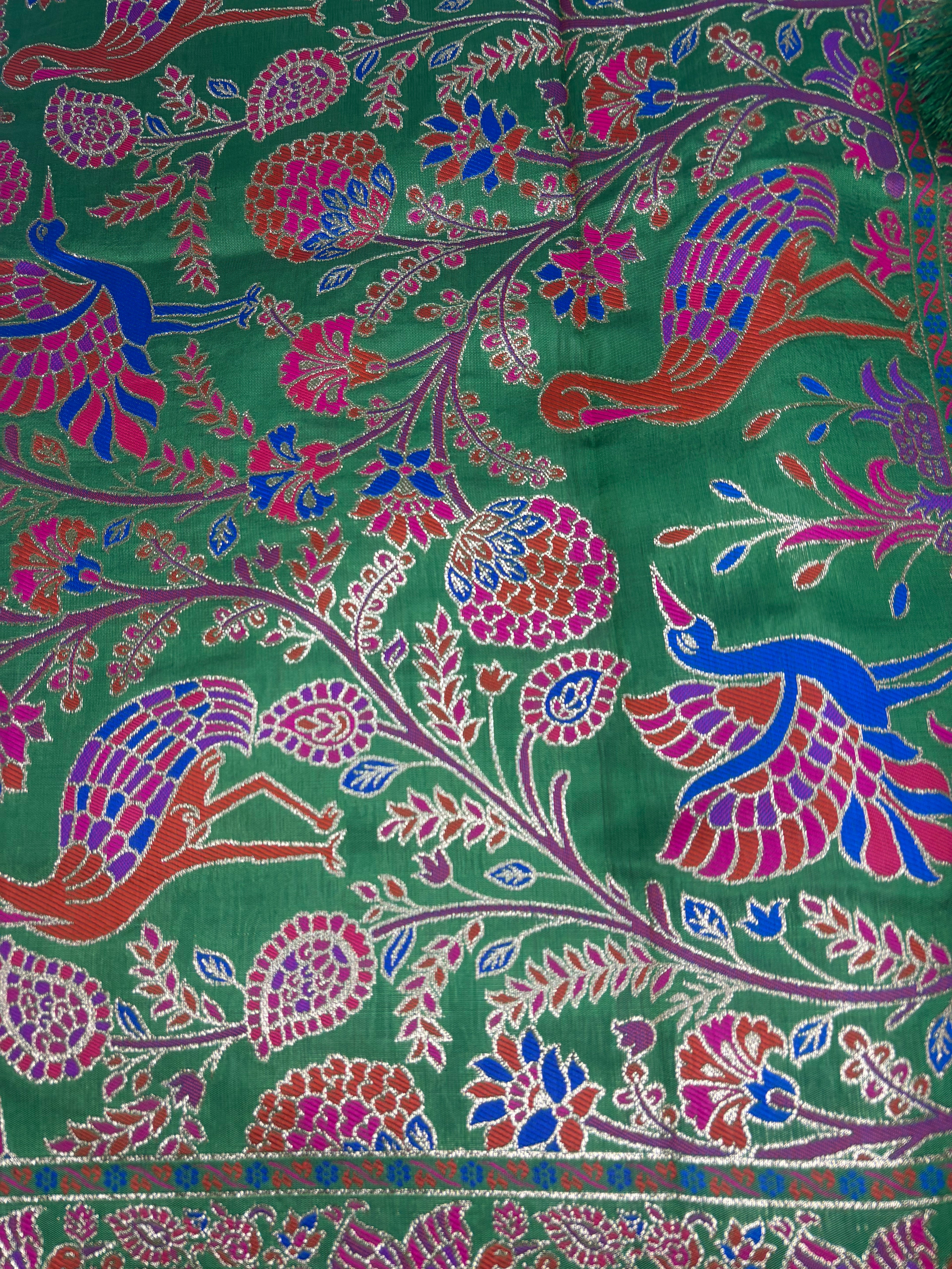 Jacquard Rani Pashmina Mor Print Elegant Saree