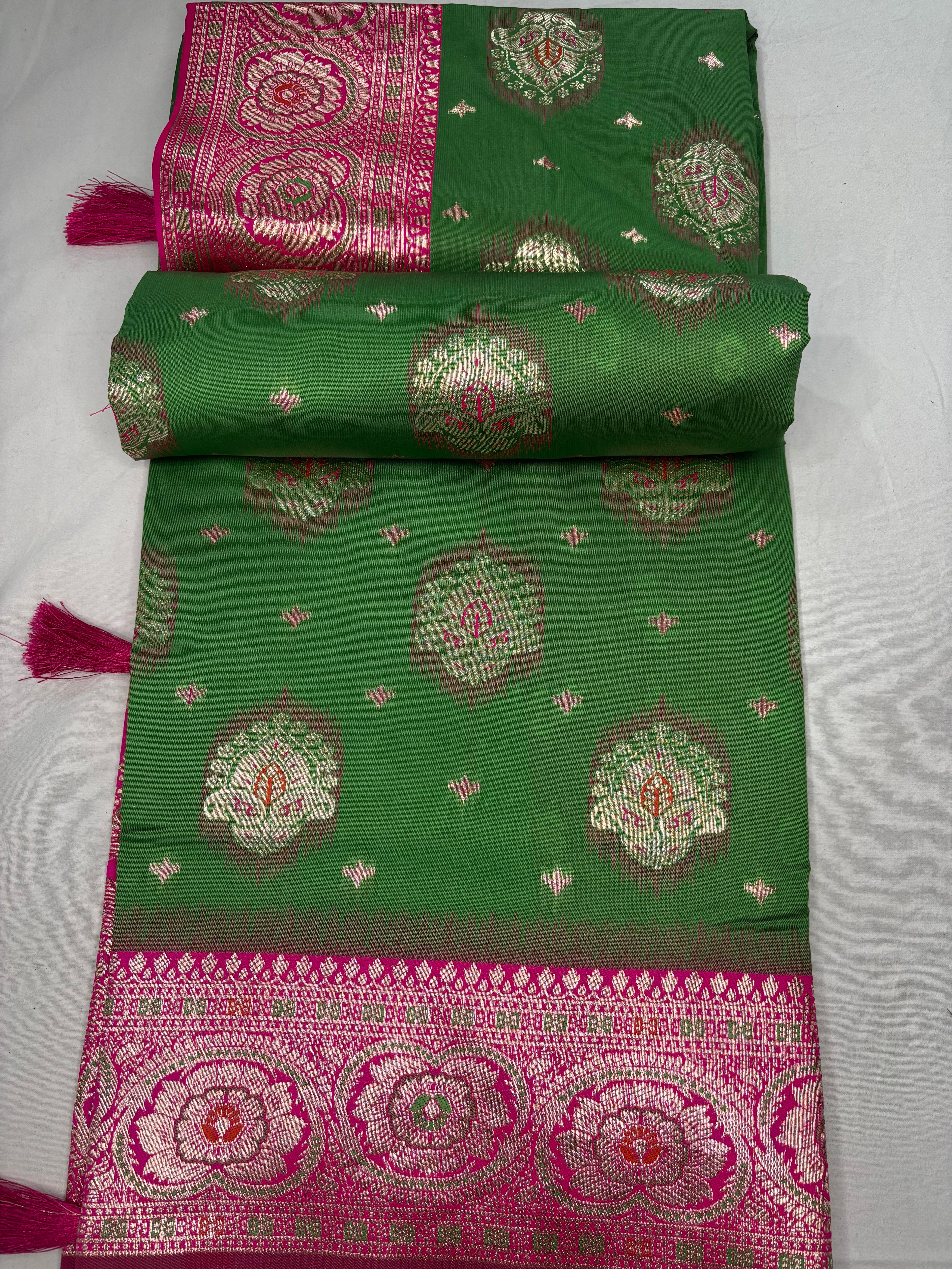 Jacquard Floral Butti Pashmina Elegant Sari for Festive Wear