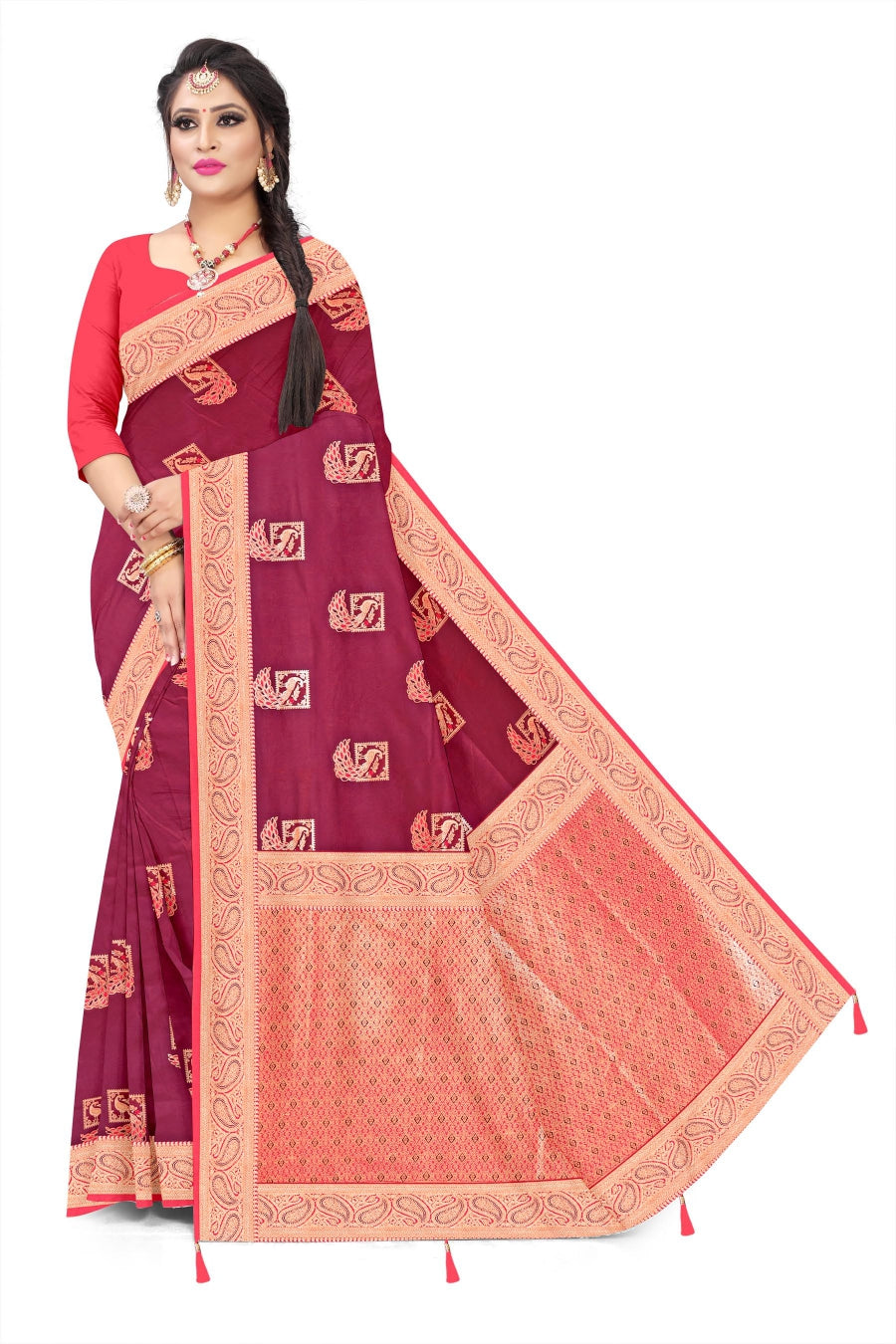 Soft Trendy Silk Jacquard peacock Print Sari for Festive Look