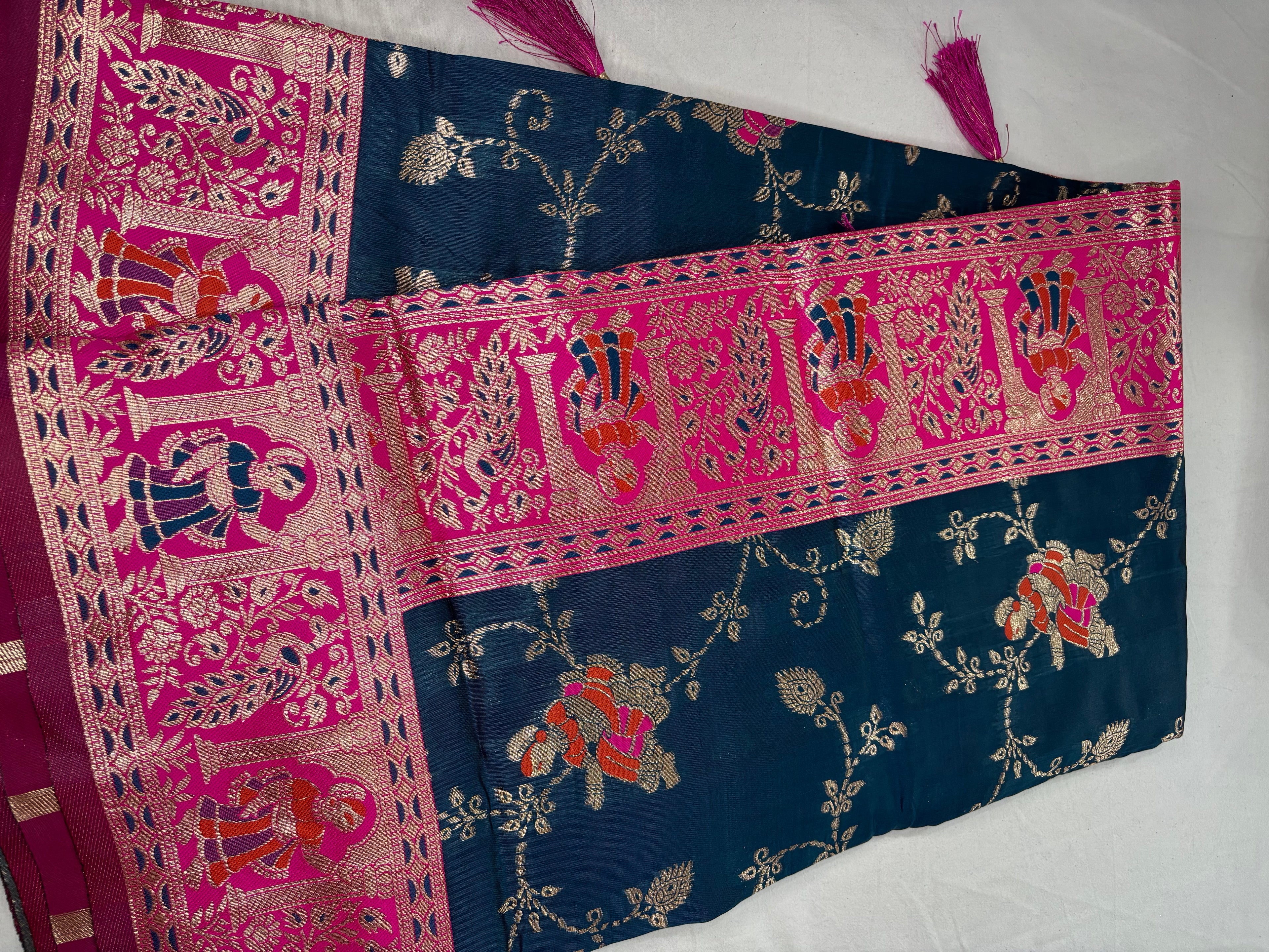 Jacquard Pashmina Floral Print Elegant Saree for Festive Wear