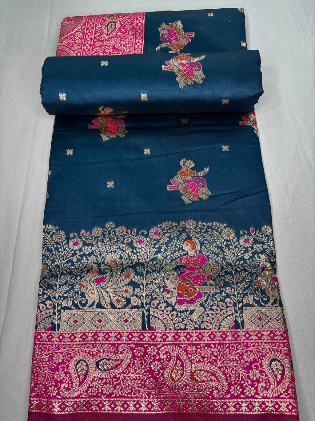 Jacquard Pashmina Peacock Girl Print Elegant Sari with Zari Work for Festive Wear