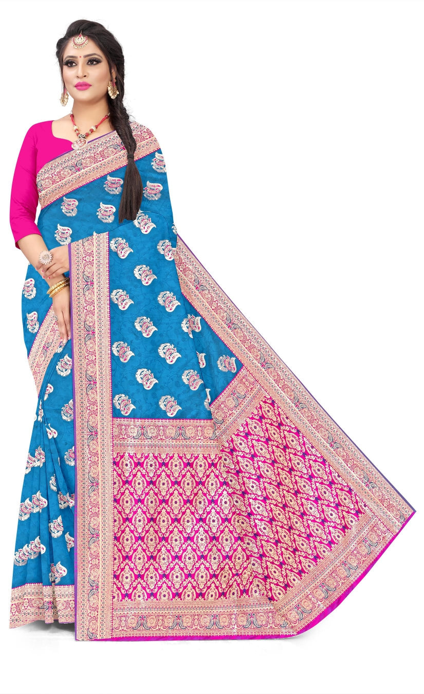 Soft Trendy Silk Jacquard Leaf infused Mor Print Sari for Festive Look