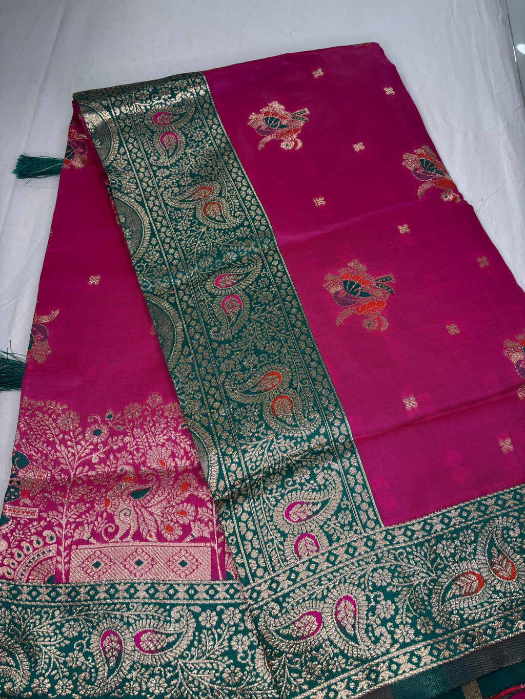 Jacquard Pashmina Peacock Girl Print Elegant Sari with Zari Work for Festive Wear