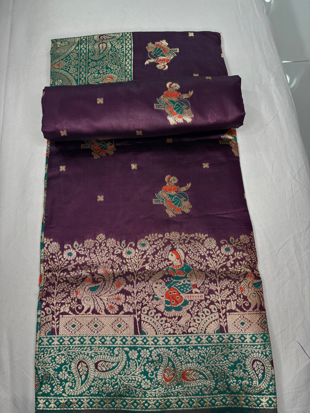 Jacquard Pashmina Peacock Girl Print Elegant Sari with Zari Work for Festive Wear