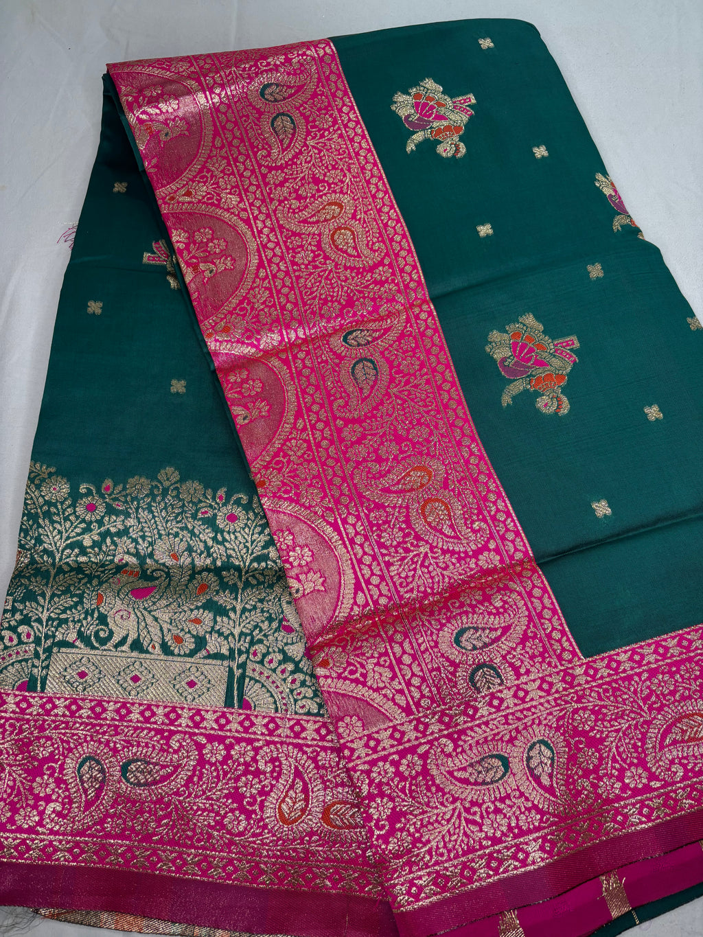 Jacquard Pashmina Peacock Girl Print Elegant Sari with Zari Work for Festive Wear