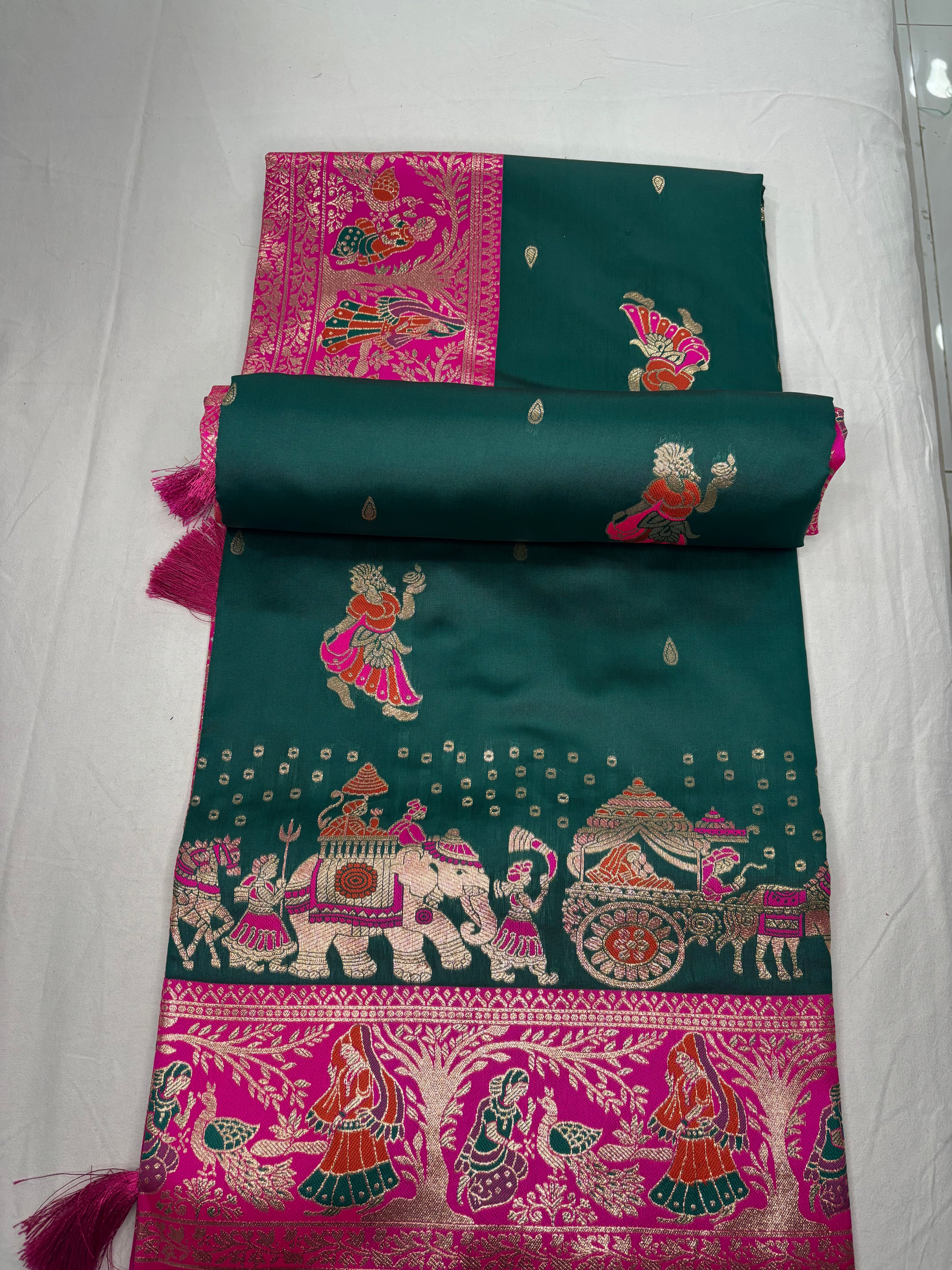 Jacquard Pashmina Butti Print Saree for Festive Wear