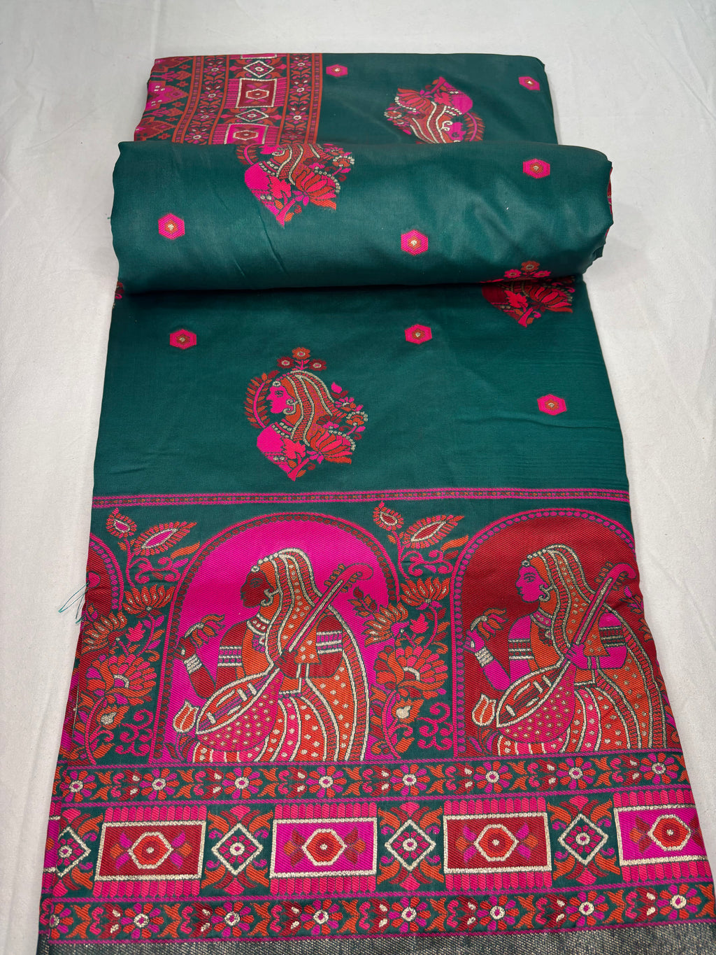 Jacquard Pashmina Kota Doll Print Elegant Sari for Festive and Casual Wear