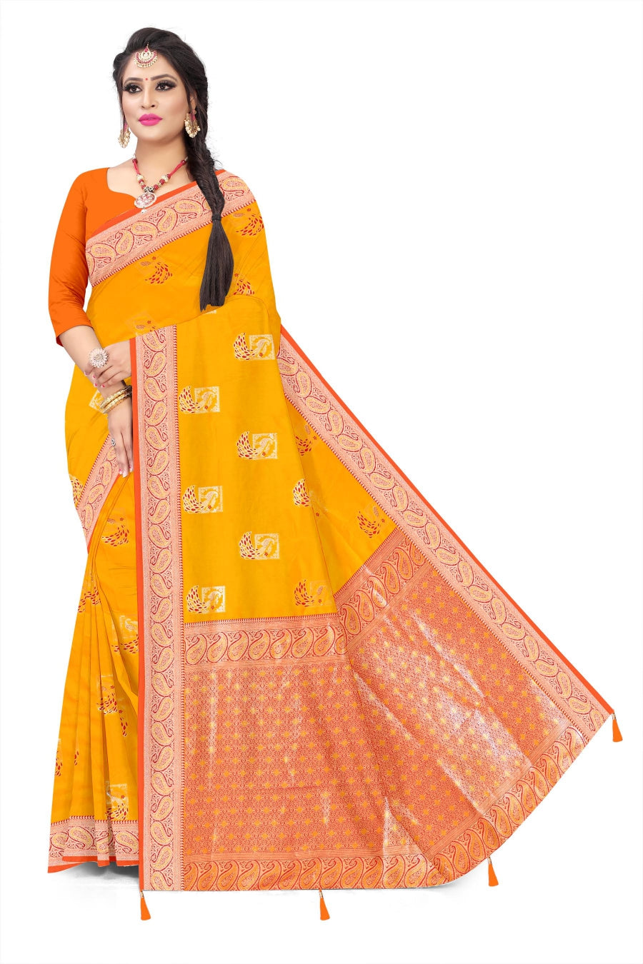 Soft Trendy Silk Jacquard peacock Print Sari for Festive Look